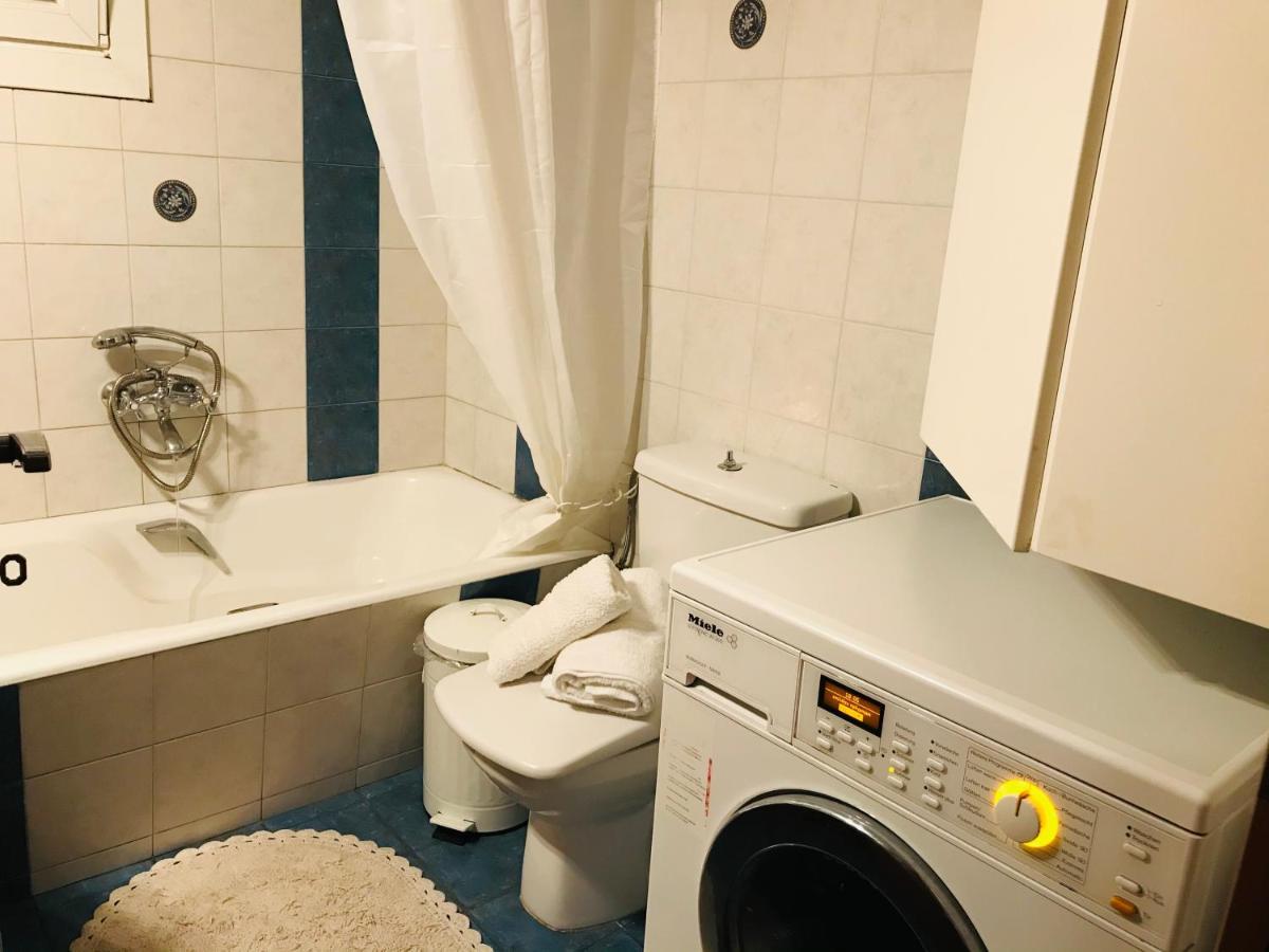 Family Apartment Livadia Beach Parikia パロス島 エクステリア 写真