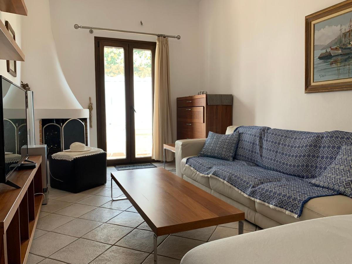 Family Apartment Livadia Beach Parikia パロス島 エクステリア 写真
